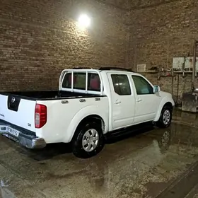 Nissan Navara 2012