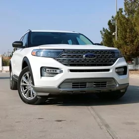 Ford Explorer 2023