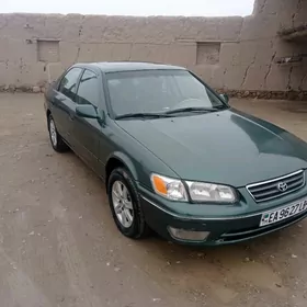 Toyota Camry 1999