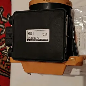 Форсунка Toyota Воздухомер митсубиси