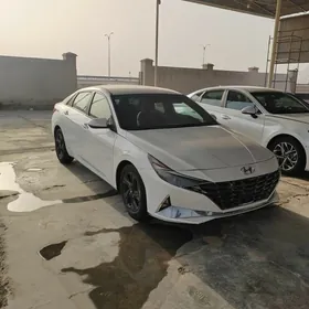 Hyundai Elantra 2021
