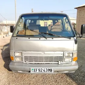 Toyota Hiace 1989