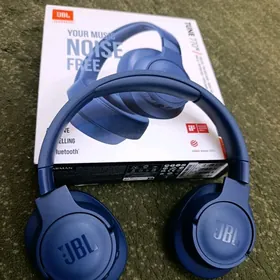 JBL TUNE 770 NC