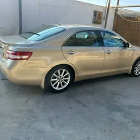 Toyota Camry 2011