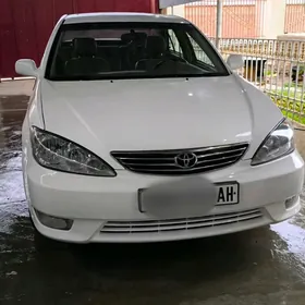 Toyota Camry 2003