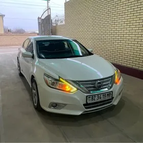 Nissan Altima 2016