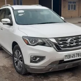 Nissan Pathfinder 2020