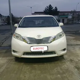 Toyota Sienna 2017