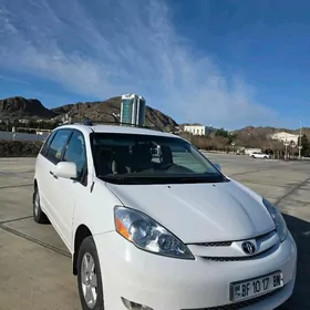 Toyota Sienna 2009