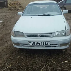 Toyota Corona 1995