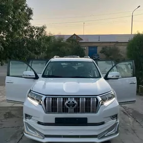 Toyota Land Cruiser Prado 2010