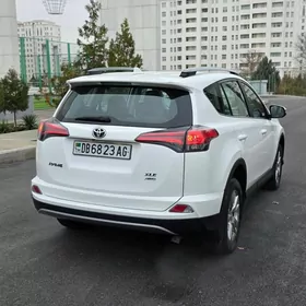 Toyota RAV4 2018