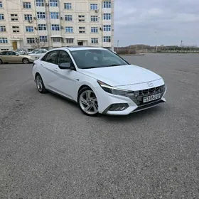 Hyundai Elantra 2021