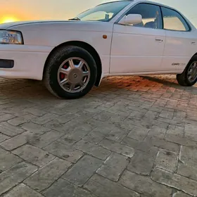 Toyota Camry 1995