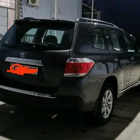 Toyota Highlander 2011