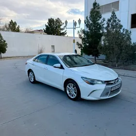 Toyota Camry 2016