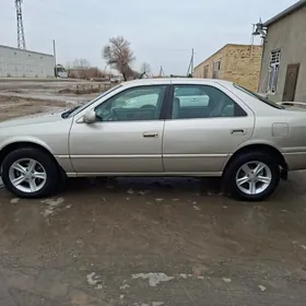 Toyota Camry 1998