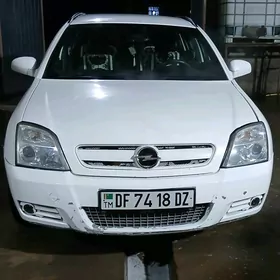 Opel Signum 2004