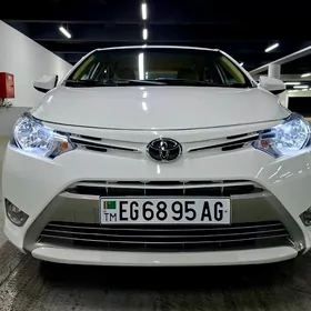 Toyota Yaris 2014