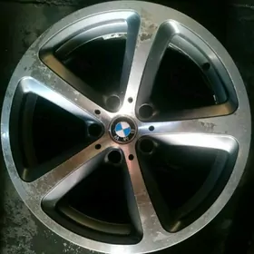 BMW diska r17 standart