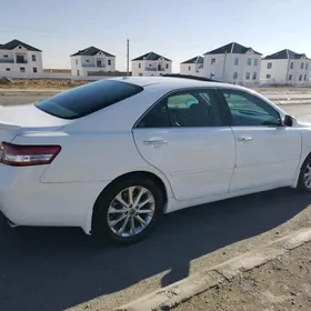 Toyota Camry 2011