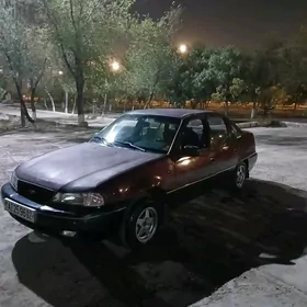 Daewoo Nexia 2001