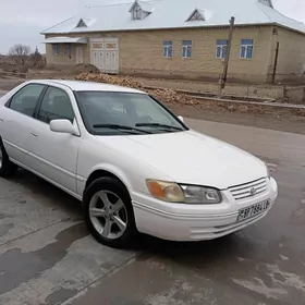 Toyota Camry 1998
