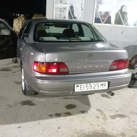 Toyota Camry 1996