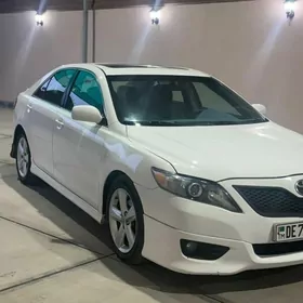 Toyota Camry 2010