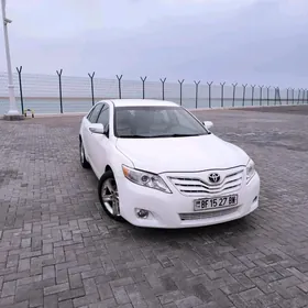 Toyota Camry 2010