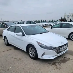 Hyundai Elantra 2021