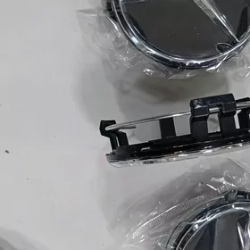 mercedes diska ortadaky kolpak