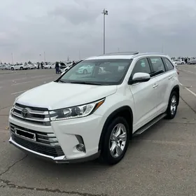 Toyota Highlander 2019