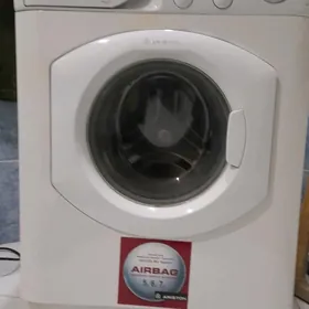 стиральная машина  АРИСТОН