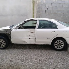 Mitsubishi Lancer 2002