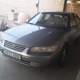 Toyota Camry 1998