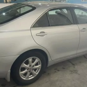 Toyota Camry 2011