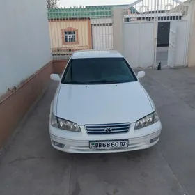 Toyota Camry 1999