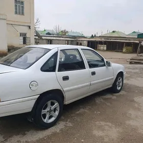 Opel Vectra 1990