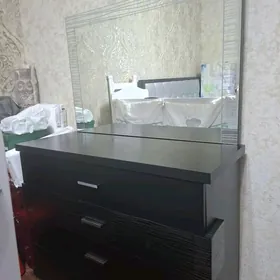 Спальний Гарнитур