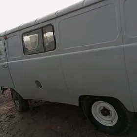 UAZ Profi 1983