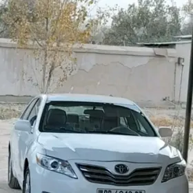 Toyota Camry 2011