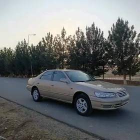 Toyota Camry 2001