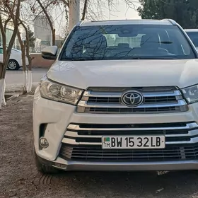 Toyota Highlander 2018