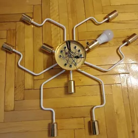 продам люстру почти новая