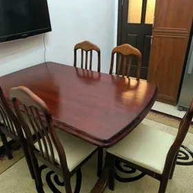 Стол +6  стульев