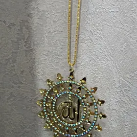 aynadan asylyan brelok