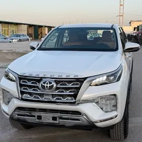 Toyota Fortuner 2025