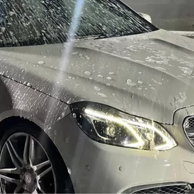 Mercedes-Benz E350 2010