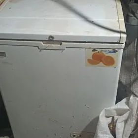 продам морозильник
